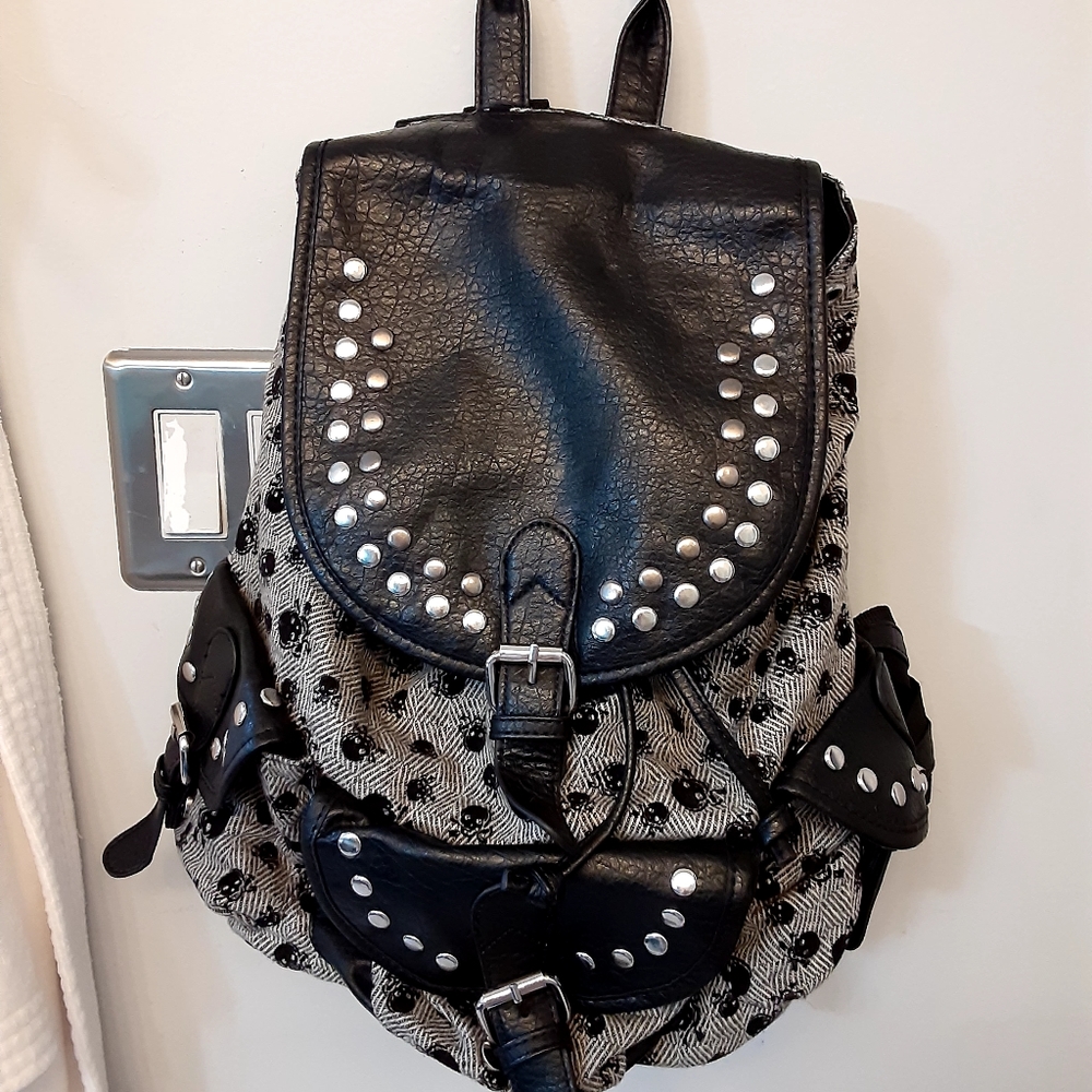 backpack call it spring